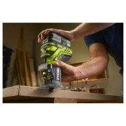 Pack RYOBI Affleureuse à Bois RYOBI 18V OnePlus - R18TR-0 - Coffret 15 Fraises Panachées - 6mm - 1 Batterie 2.0 Ah - 1 Chargeur Rapide -Défonceuse Soldes Boutique 59180745 5